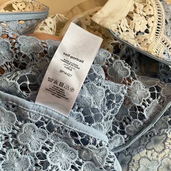 Rare SELF-PORTRAIT Petal Paneled Lace Top Blue, Size 2 - Picture 14 of 16